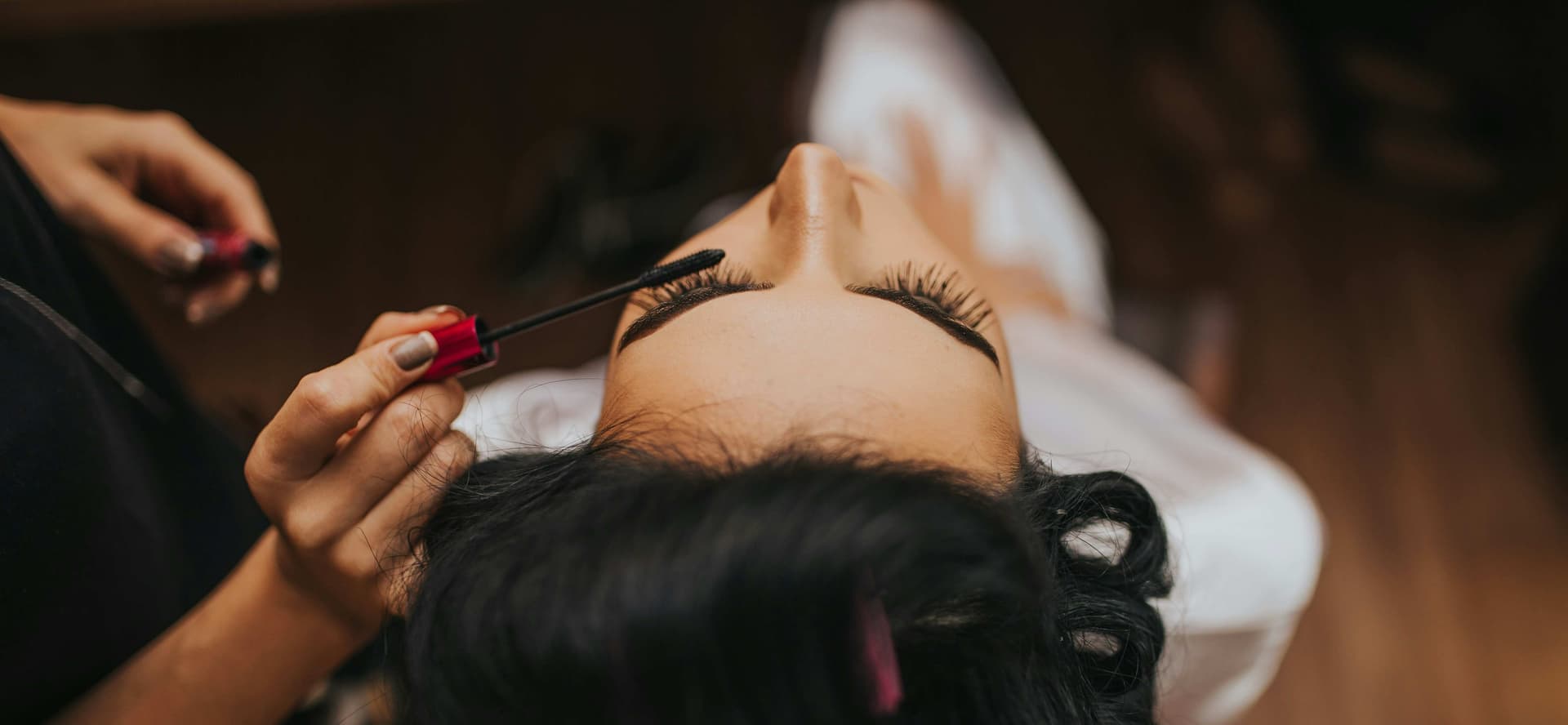 Makeup artistry at Luxzara salon